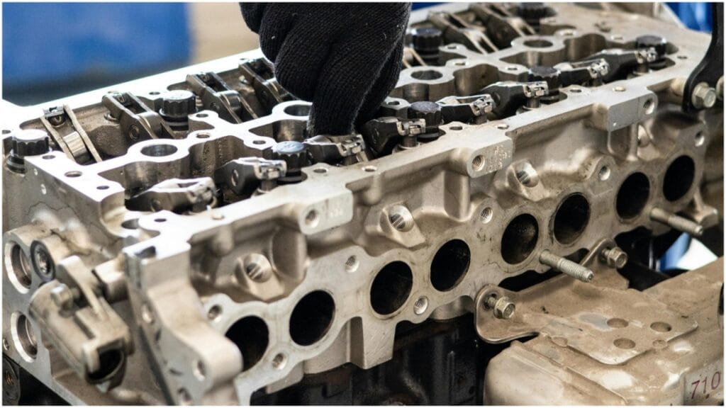Why It's Important to Replace the Valve Cover Gasket Promptly